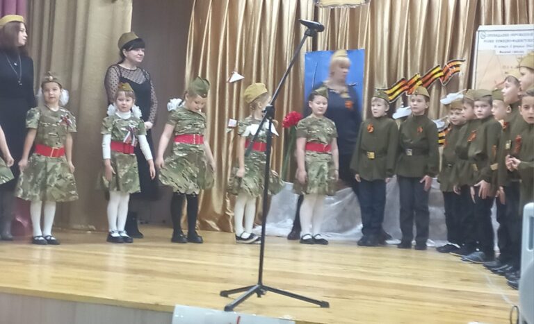 2 февраля "Конкурс военно-патриотической песни"
